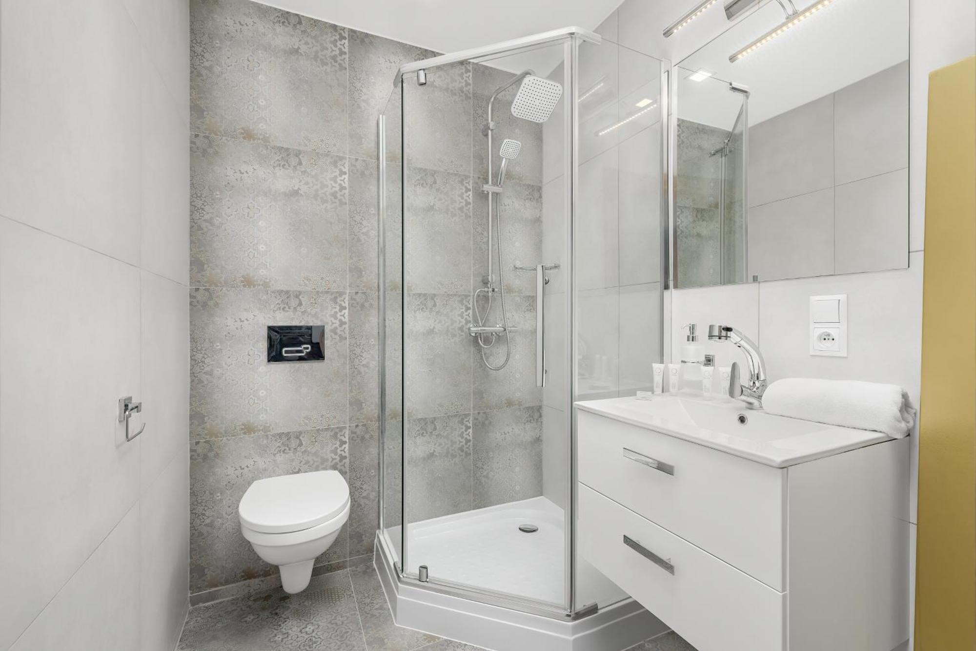 Nowoczesne I Stylowe Apartamenty W Centrum Bytomia Blisko Rynku By Noclegi Renters Exterior foto