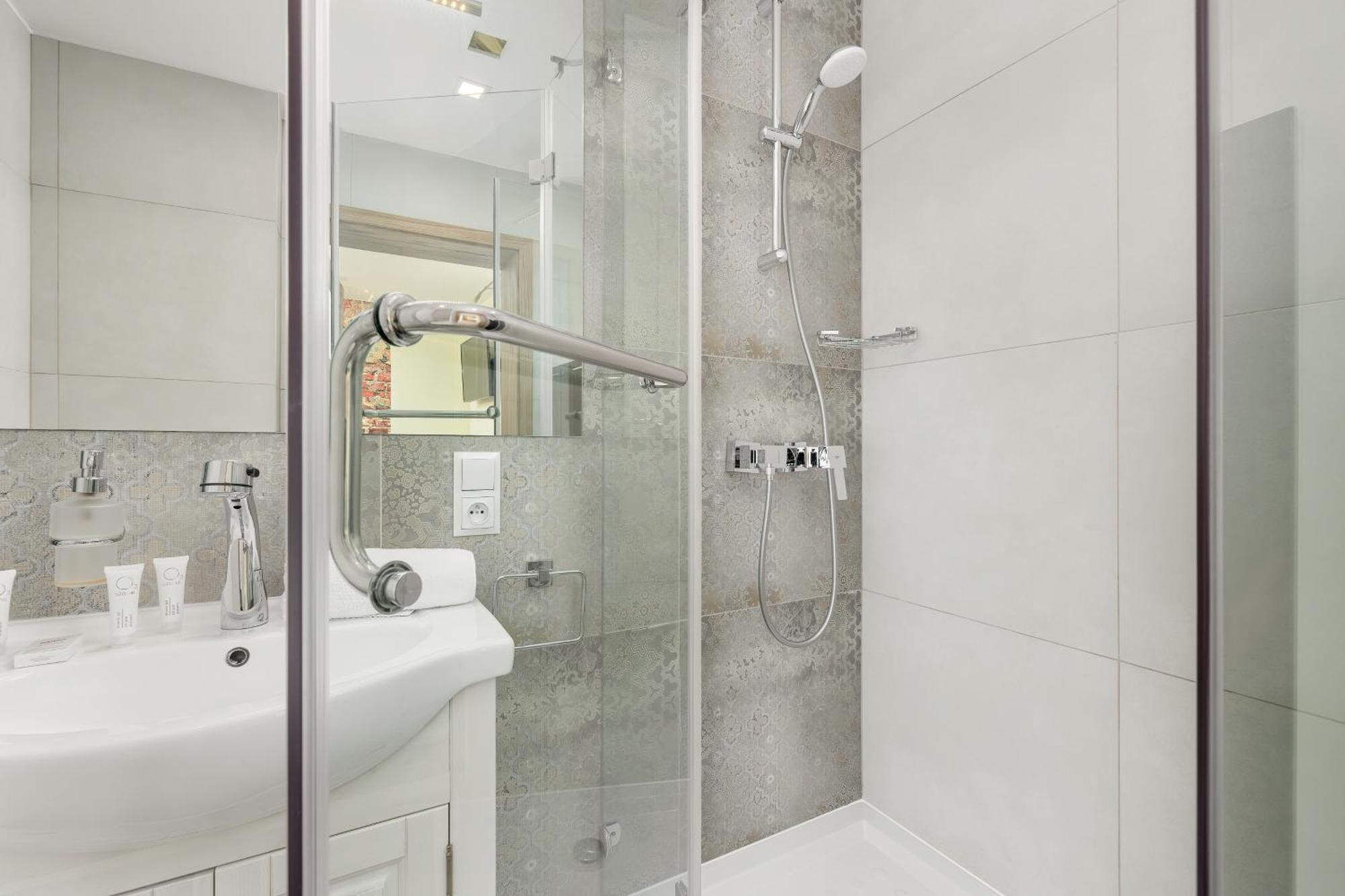 Nowoczesne I Stylowe Apartamenty W Centrum Bytomia Blisko Rynku By Noclegi Renters Exterior foto